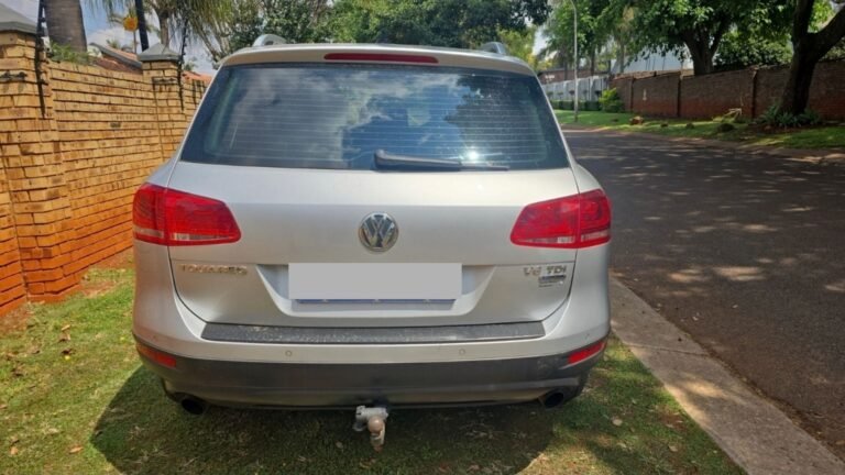 2011 VW Touareg V6 TDI - Back - Antons Selling Corner
